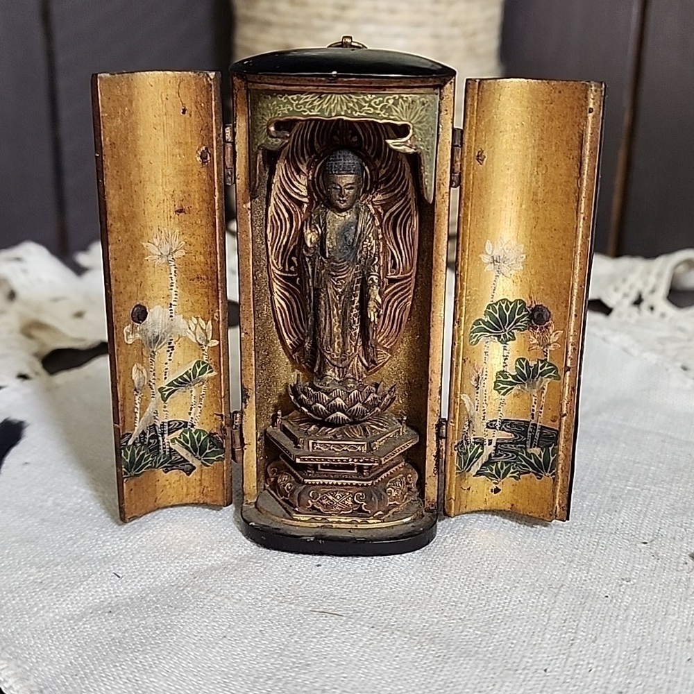 JAPANESE portable alter